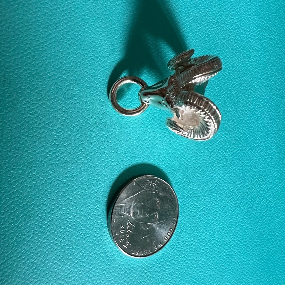 🌸🌸 Authentic Tiffany & Co. RARE Ram Head Knocker Ring - Picture 12 of 16